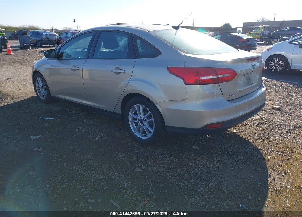 2017 FORD FOCUS VIN: 1FADP3F29HL304581