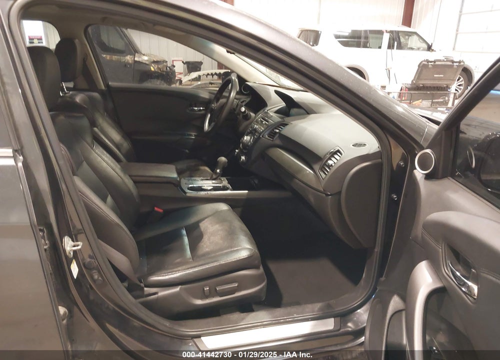 2013 ACURA RDX VIN: 5J8TB3H59DL016647