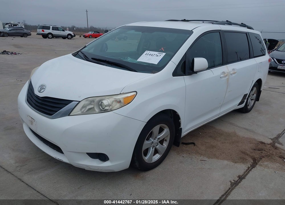 2011 TOYOTA SIENNA LE V6 VIN: 5TDKK3DC3BS060783