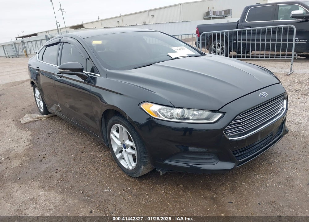 2014 FORD FUSION SE VIN: 1FA6P0HD9E5396569