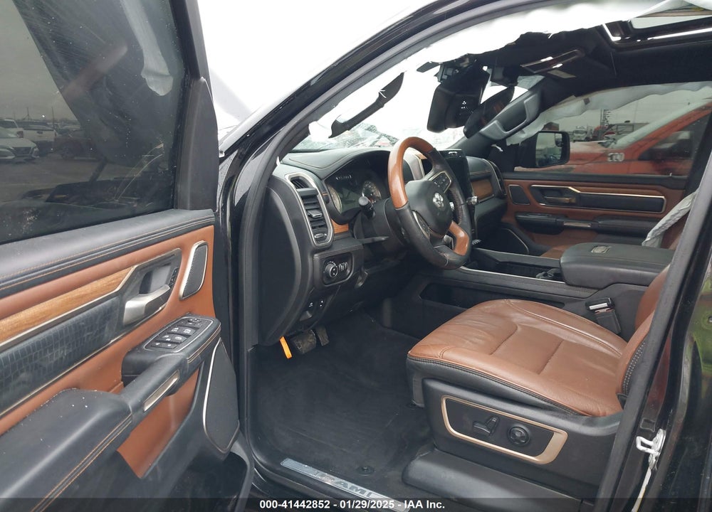 2020 RAM 1500 VIN: 1C6SRFKT1LN136841