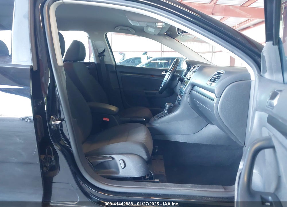 2013 VOLKSWAGEN JETTA SPORTWAGEN VIN: 3VWPP7AJ3DM643985