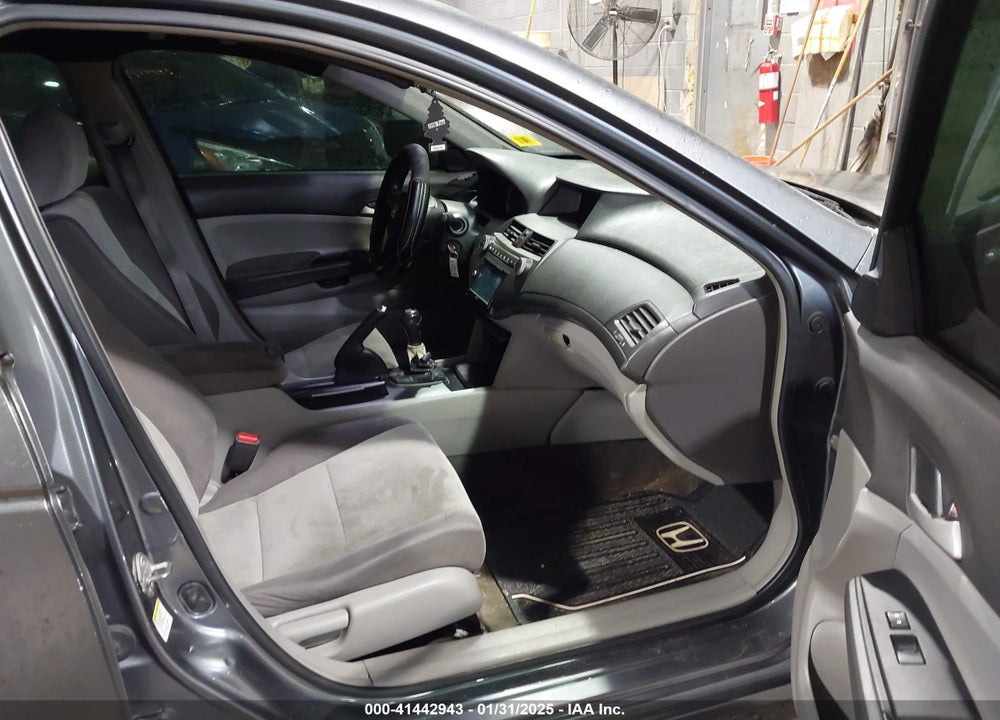 2008 HONDA ACCORD VIN: 1HGCP25348A088307