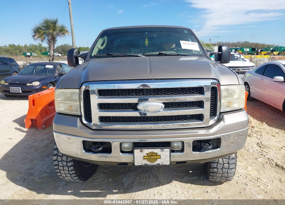 2005 FORD F-250 VIN: 1FTSX21P05EA30170
