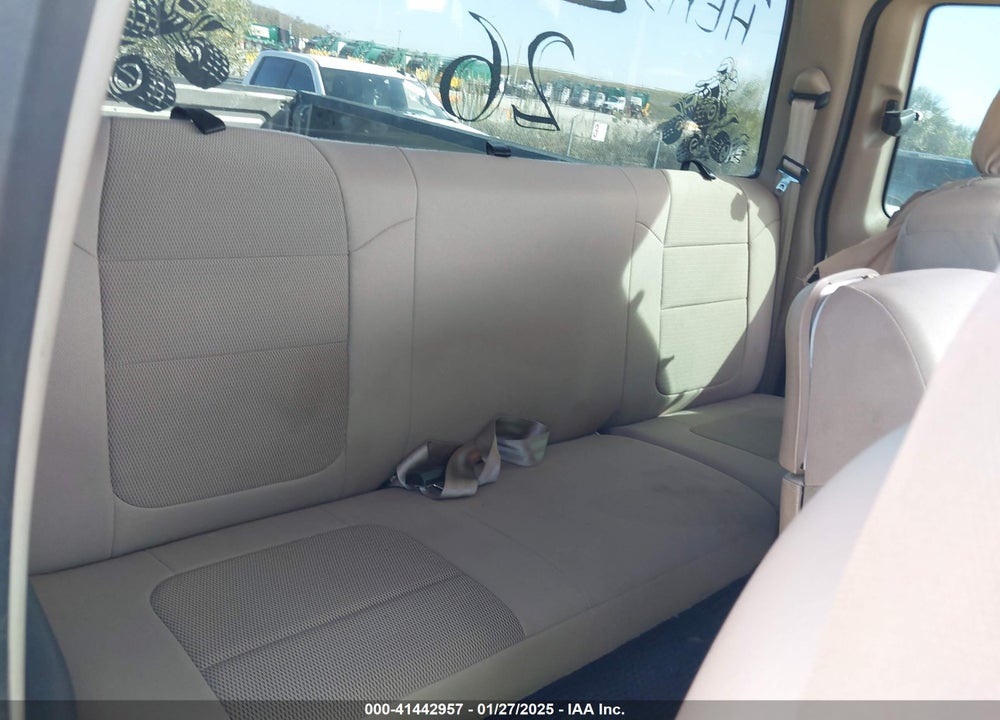 2005 FORD F-250 VIN: 1FTSX21P05EA30170
