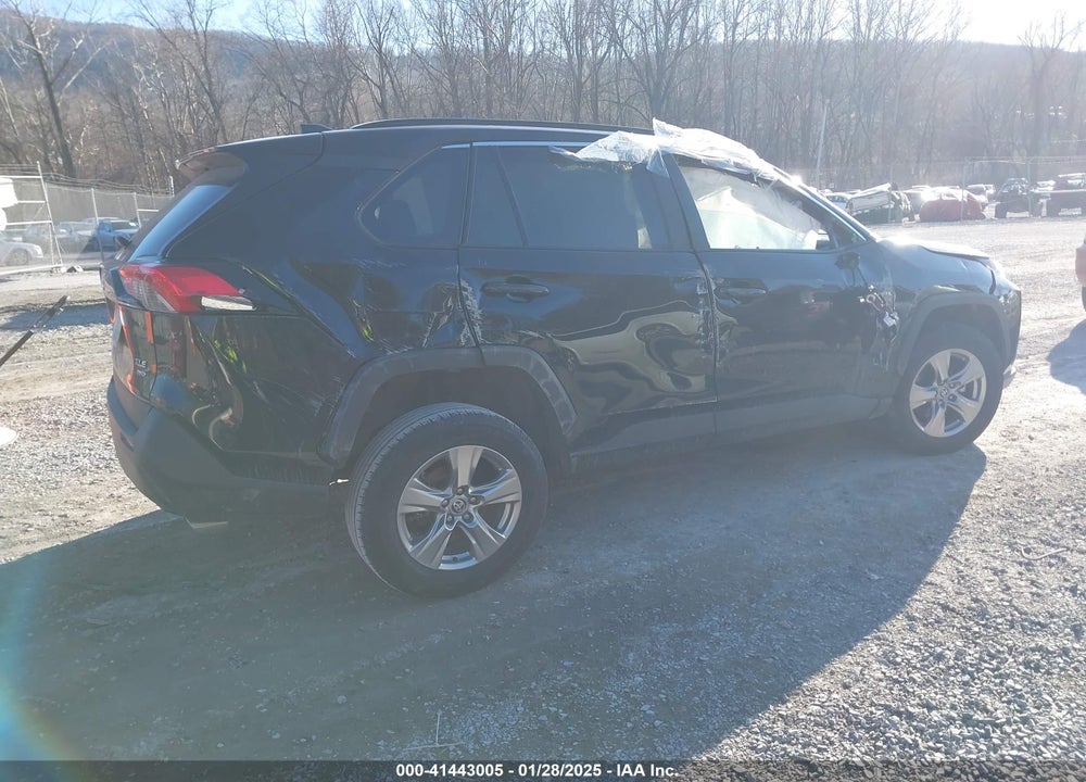 2023 TOYOTA RAV4 VIN: 2T3P1RFV8PW365177