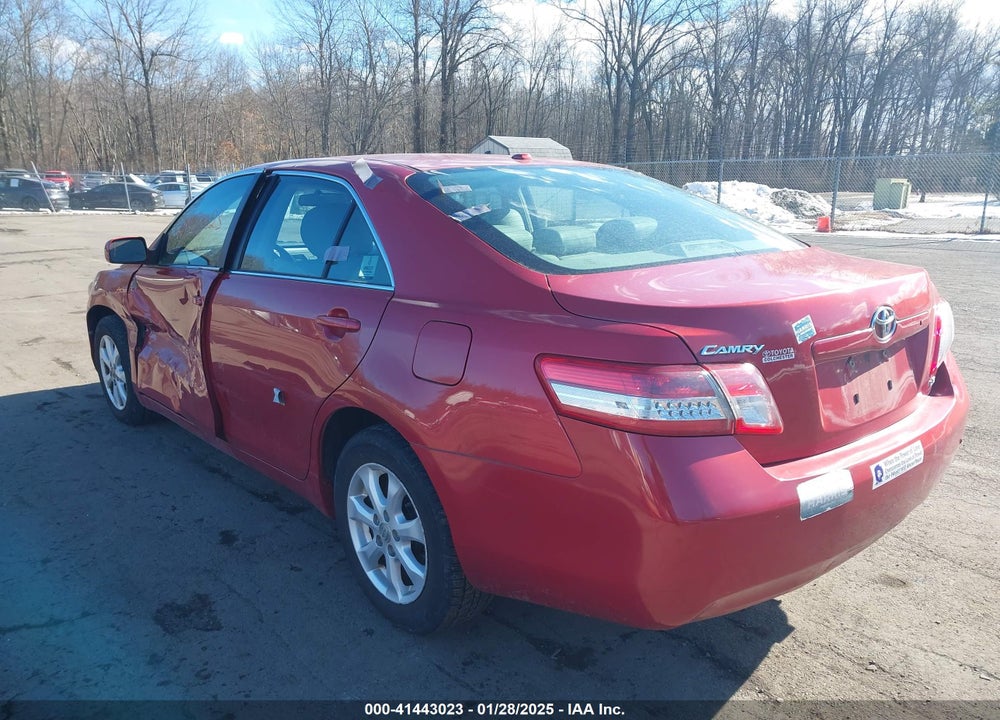 2011 TOYOTA CAMRY LE VIN: 4T1BF3EK8BU631489