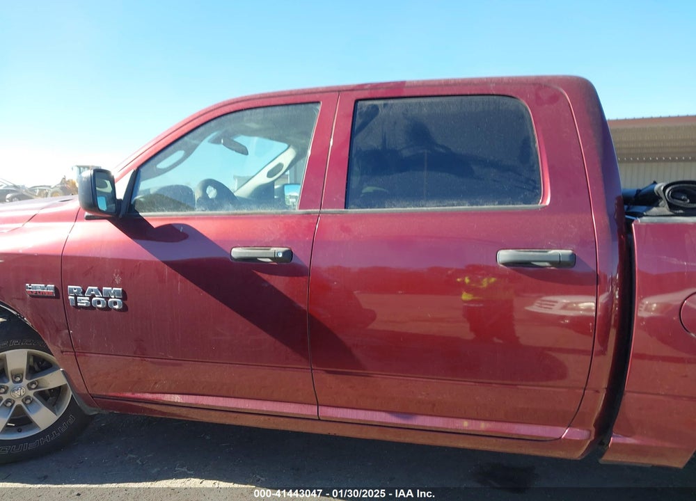 2017 RAM 1500 EXPRESS 4X2 5'7 BOX VIN: 3C6RR6KTXHG783494