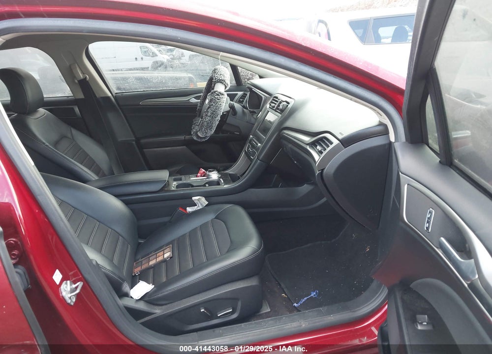 2017 FORD FUSION VIN: 3FA6P0T98HR293213