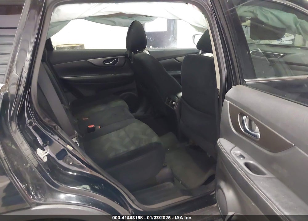 2015 NISSAN ROGUE VIN: 5N1AT2MV8FC821637