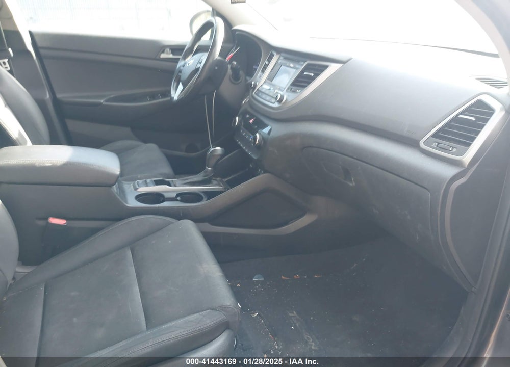 2016 HYUNDAI TUCSON SPORT VIN: KM8J33A21GU232747