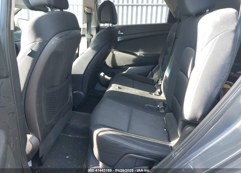 2016 HYUNDAI TUCSON SPORT VIN: KM8J33A21GU232747