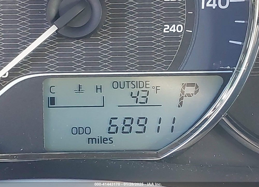 2015 TOYOTA COROLLA VIN: 5YFBURHE6FP325915