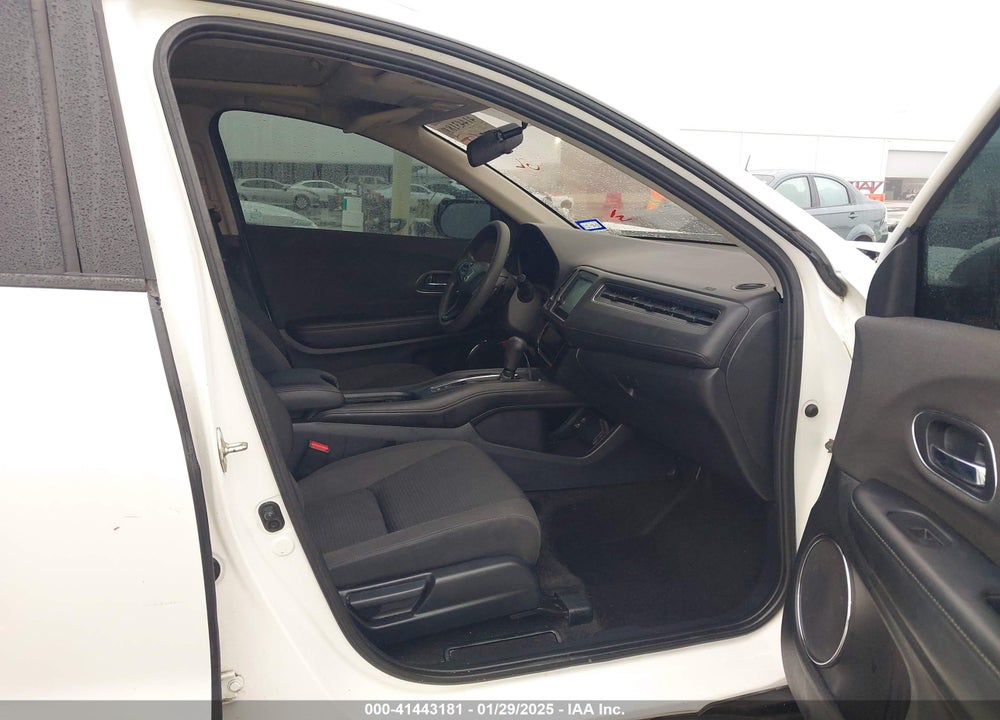 2019 HONDA HR-V EX VIN: 3CZRU5H58KM705230