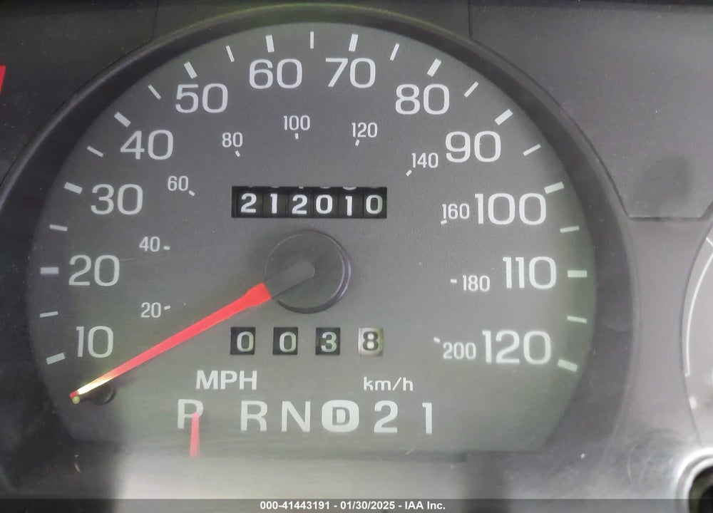 2004 MERCURY GRAND MARQUIS LS VIN: 2MEFM75W84X638913