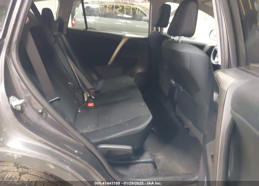 2015 TOYOTA RAV4 LE VIN: 2T3BFREV5FW305546