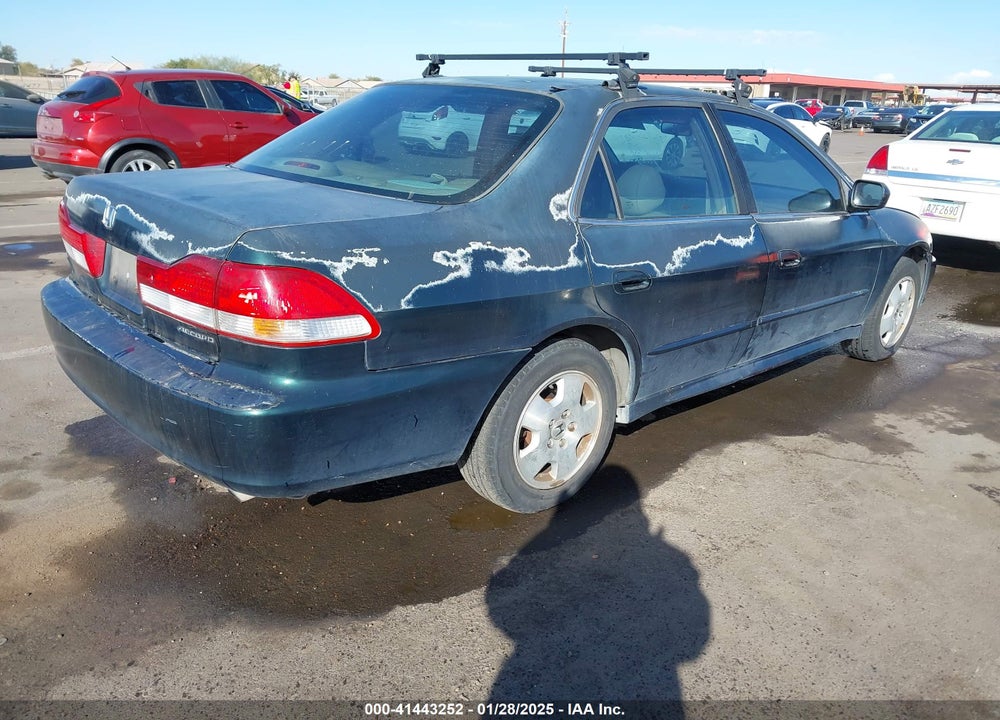 2001 HONDA ACCORD 3.0 EX VIN: 1HGCG16521A074471