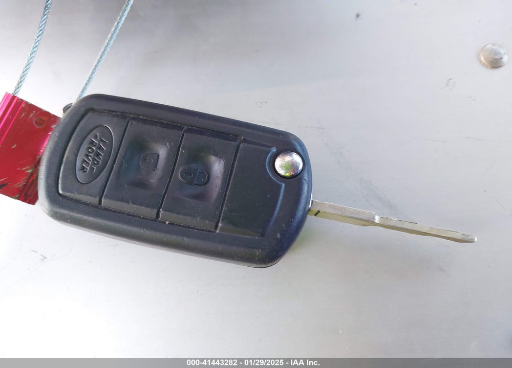 2005 LAND ROVER LR3 SE VIN: SALAA25445A307660