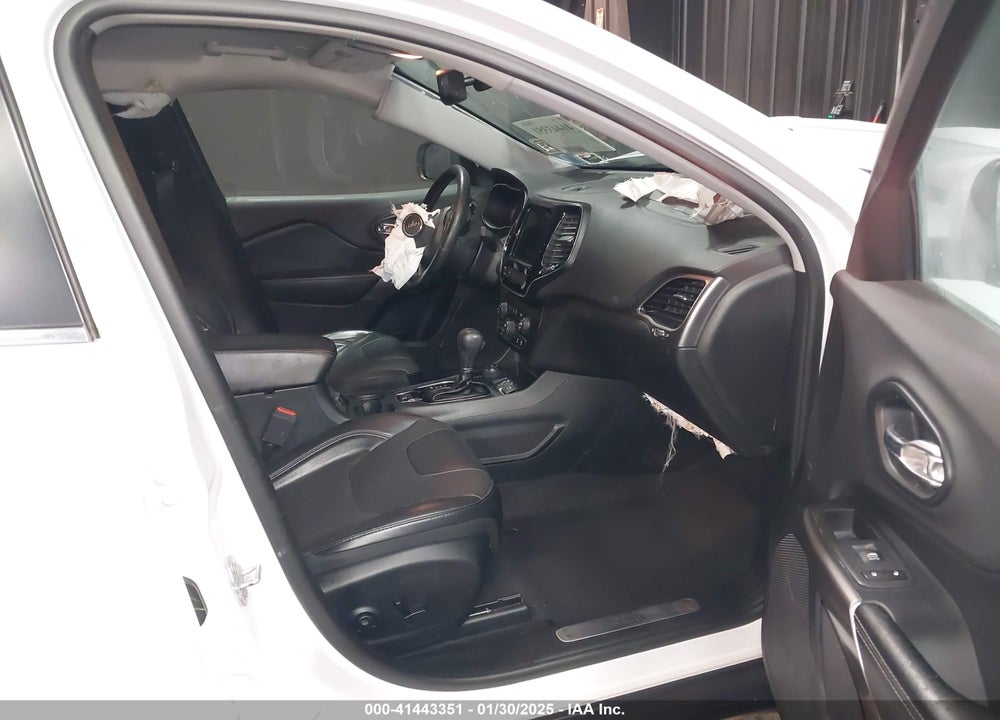2019 JEEP CHEROKEE VIN: 1C4PJMDN5KD386452