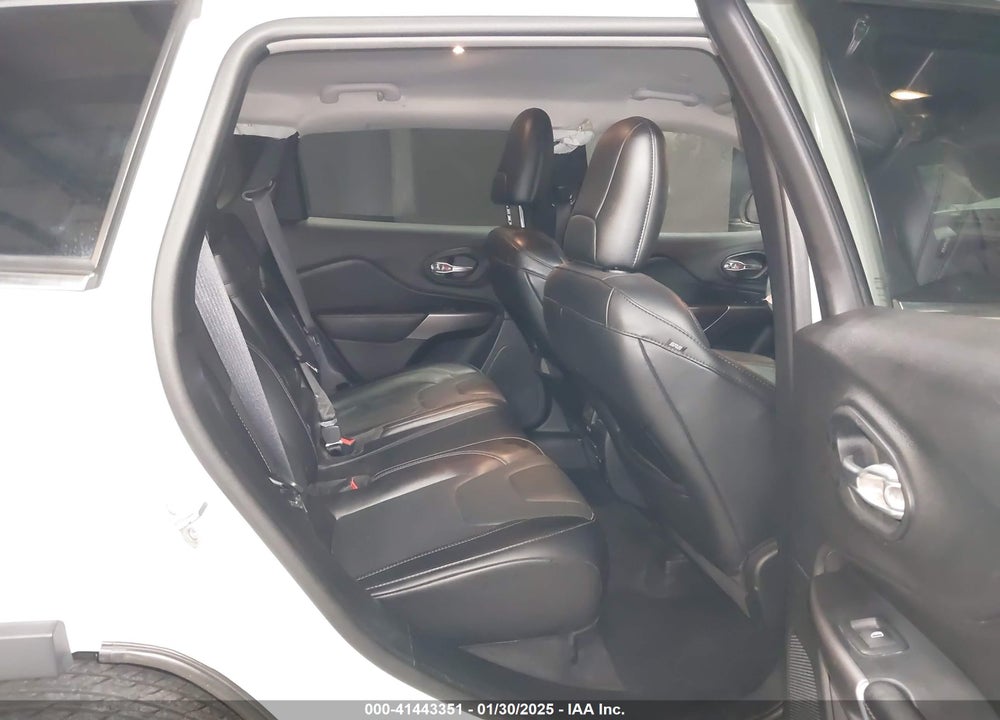 2019 JEEP CHEROKEE VIN: 1C4PJMDN5KD386452