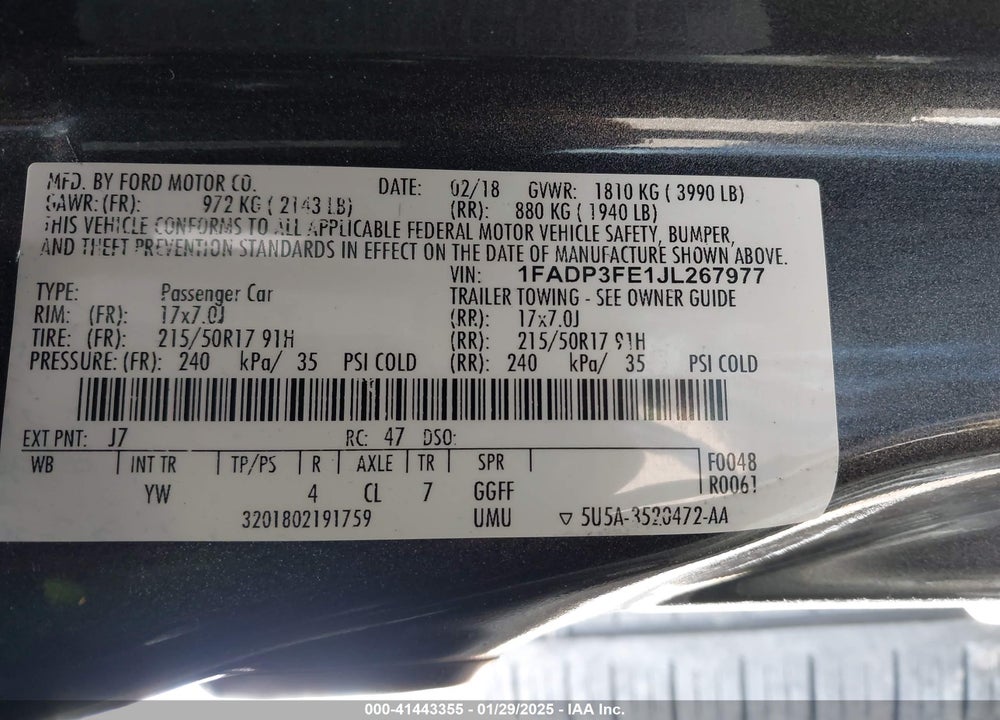 2018 FORD FOCUS VIN: 1FADP3FE1JL267977