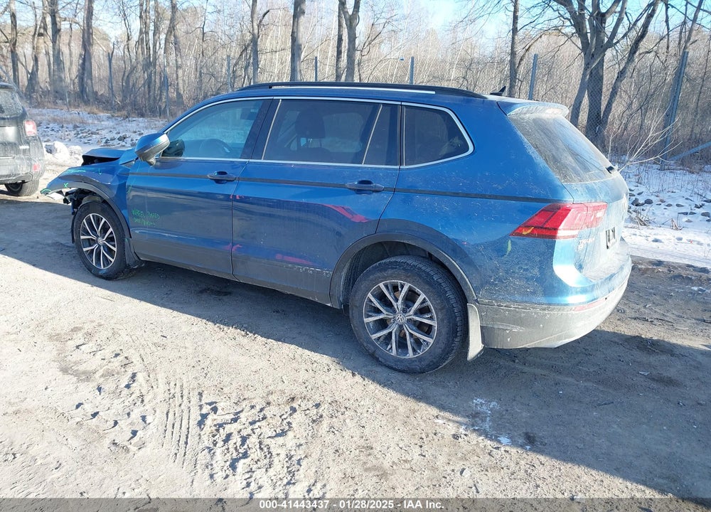 2019 VOLKSWAGEN TIGUAN 2.0T SE/2.0T SEL/2.0T SEL R-LINE/2.0T SEL R-LINE BLACK VIN: 3VV2B7AX3KM170832