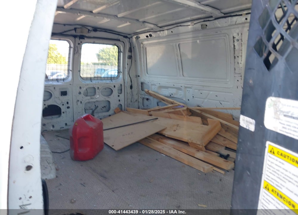 2008 FORD E-250 VIN: 1FTNE24W58DA25286