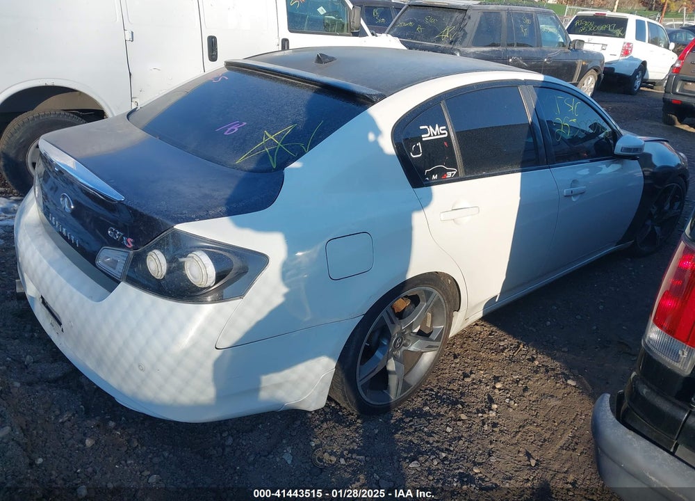 2011 INFINITI G37X VIN: JN1CV6AR7BM407066