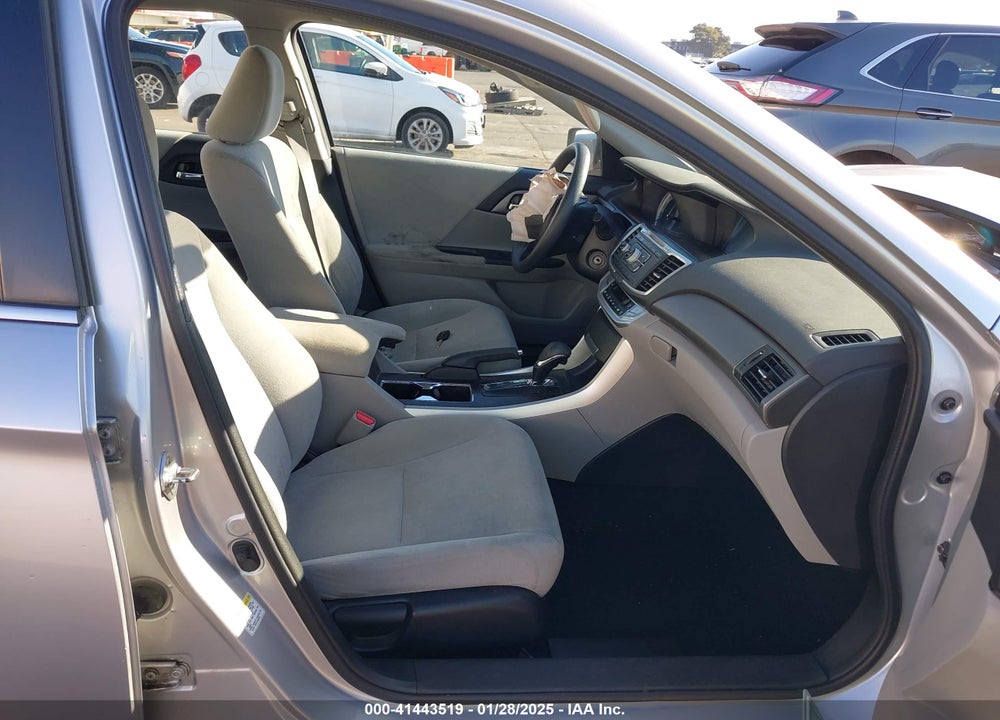 2013 HONDA ACCORD VIN: 1HGCR2F3XDA283847