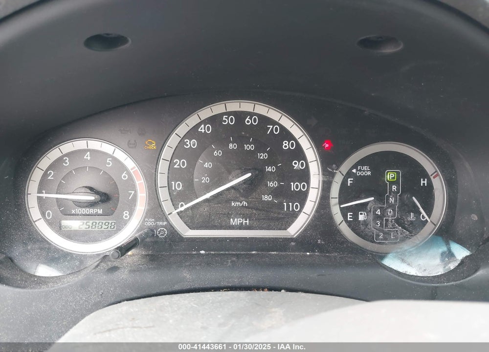 2005 TOYOTA SIENNA XLE VIN: 5TDZA22C25S252702