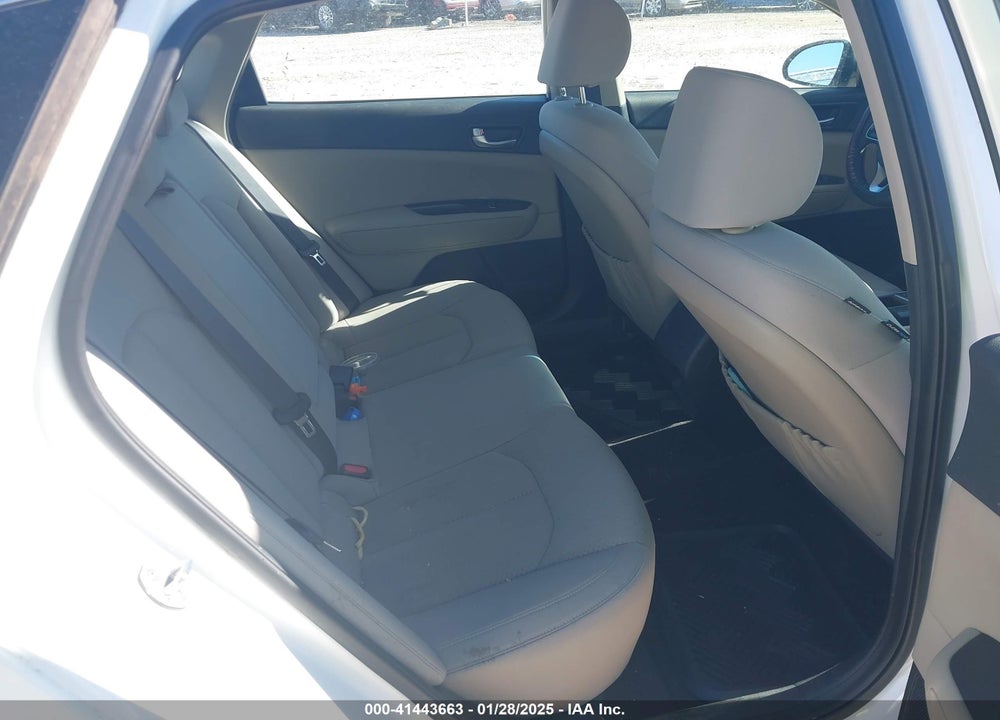 2016 KIA OPTIMA VIN: KNAGT4L3XG5096278