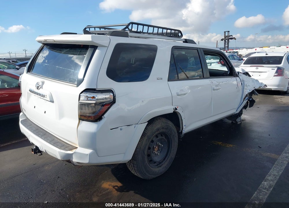 2022 TOYOTA 4RUNNER SR5 VIN: JTEMU5JR8N5996752