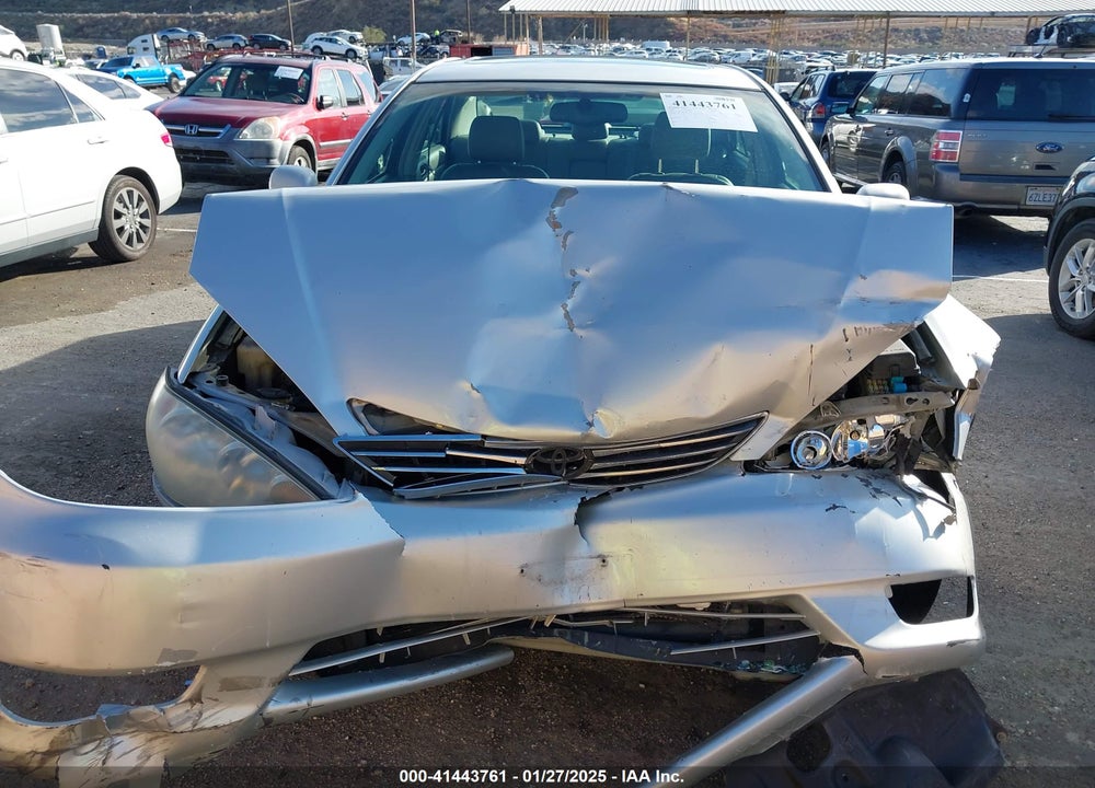 2005 TOYOTA CAMRY XLE V6 VIN: 4T1BF30K25U592605