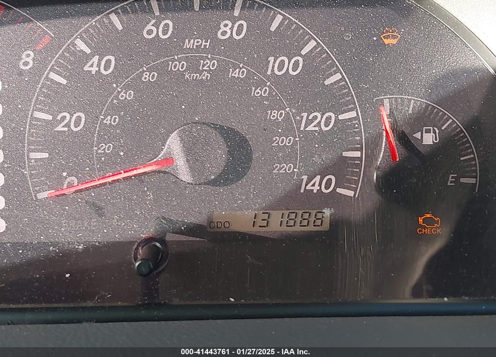 2005 TOYOTA CAMRY XLE V6 VIN: 4T1BF30K25U592605