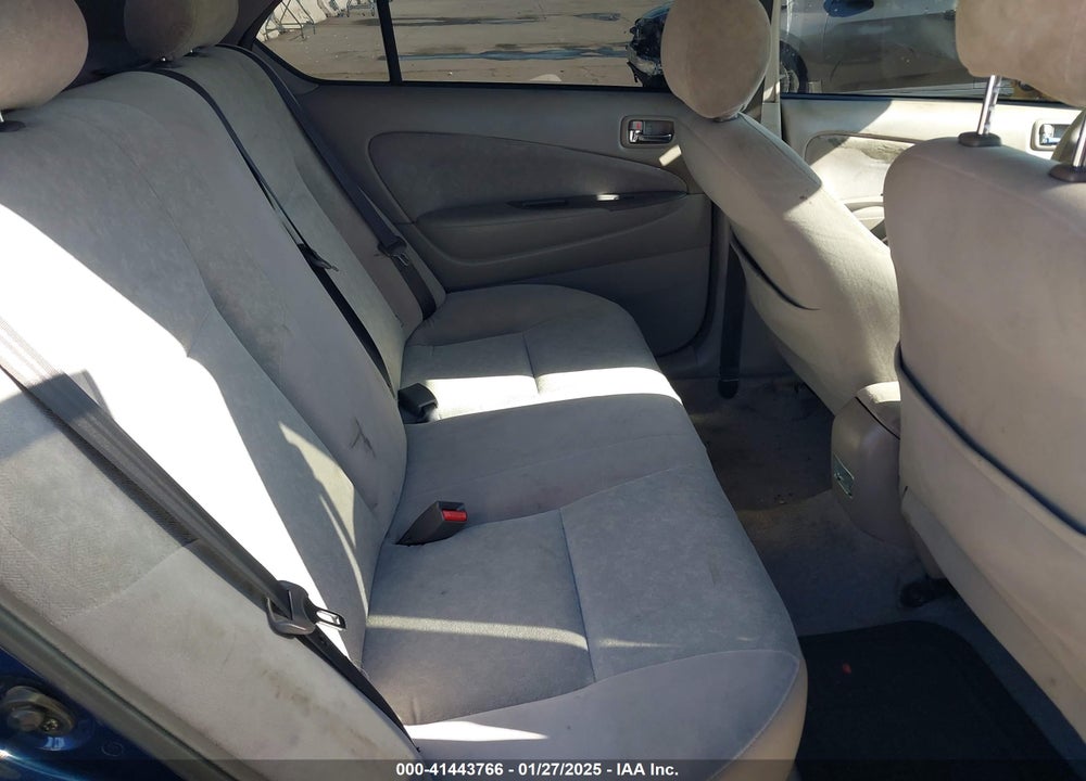 2002 TOYOTA PRIUS VIN: JT2BK18U020050215