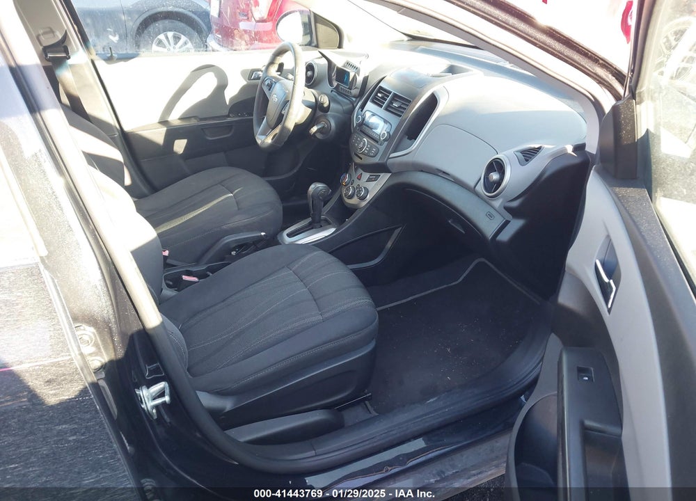 2013 CHEVROLET SONIC VIN: 1G1JC6SB2D4256838
