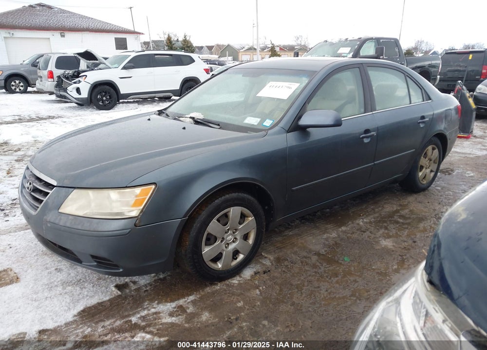 2010 HYUNDAI SONATA VIN: 5NPET4AC1AH587617
