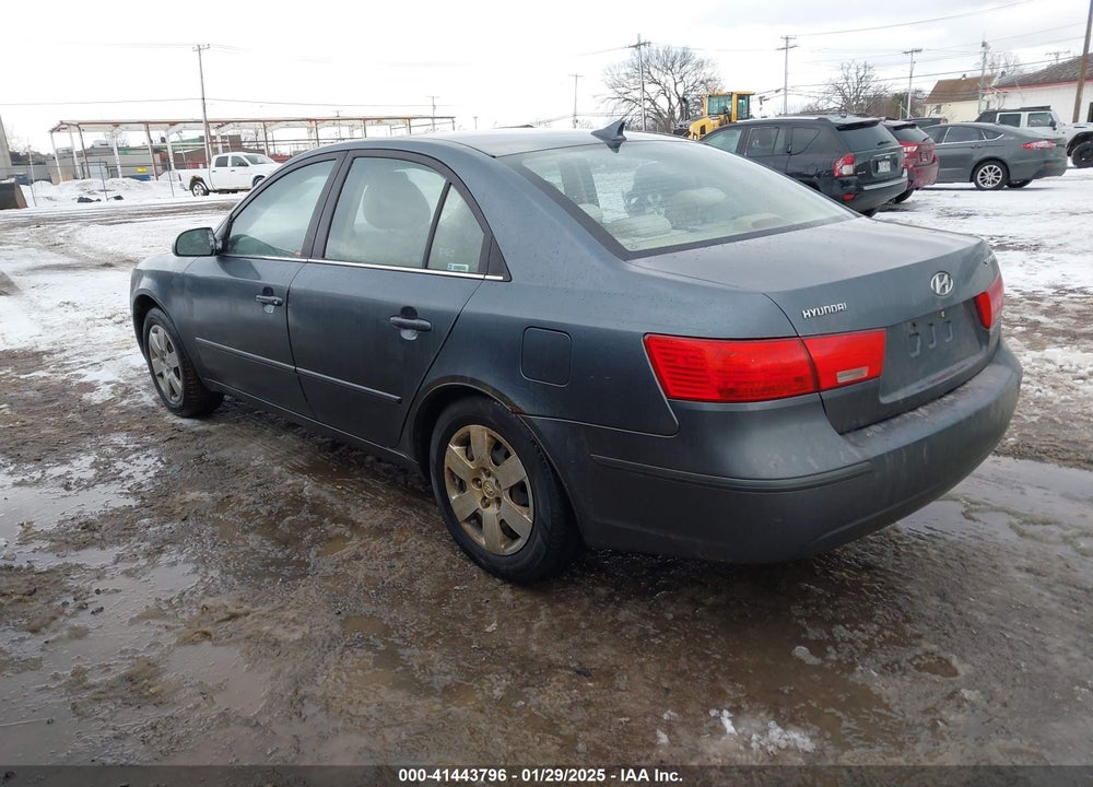 2010 HYUNDAI SONATA VIN: 5NPET4AC1AH587617