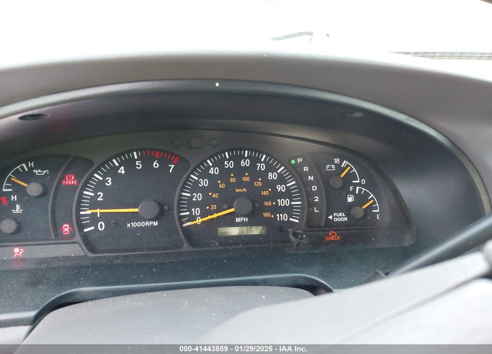 2002 TOYOTA TUNDRA SR5 V8 VIN: 5TBRT34162S237314
