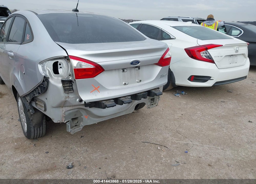 2019 FORD FIESTA VIN: 3FADP4AJ4KM116805