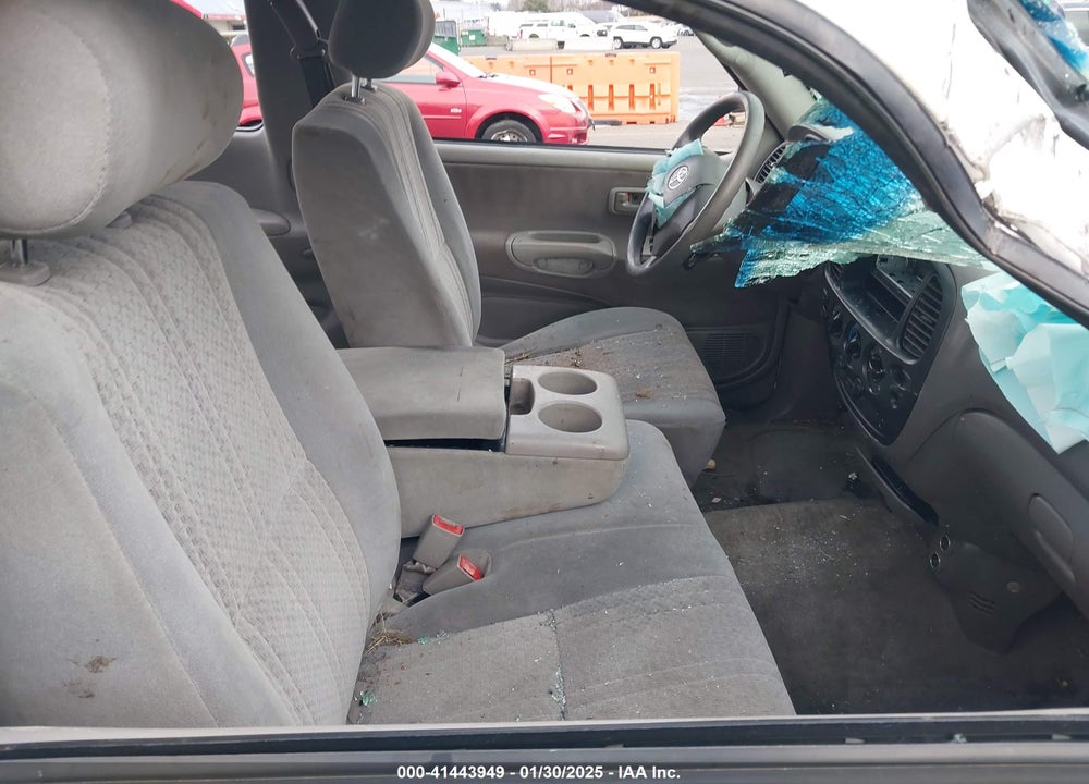 2004 TOYOTA TUNDRA SR5 V8 VIN: 5TBBT44174S446748