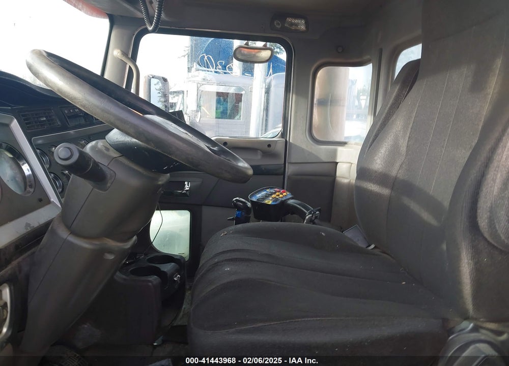 2007 KENWORTH W900 W900 VIN: 1NKWL00X97R184485