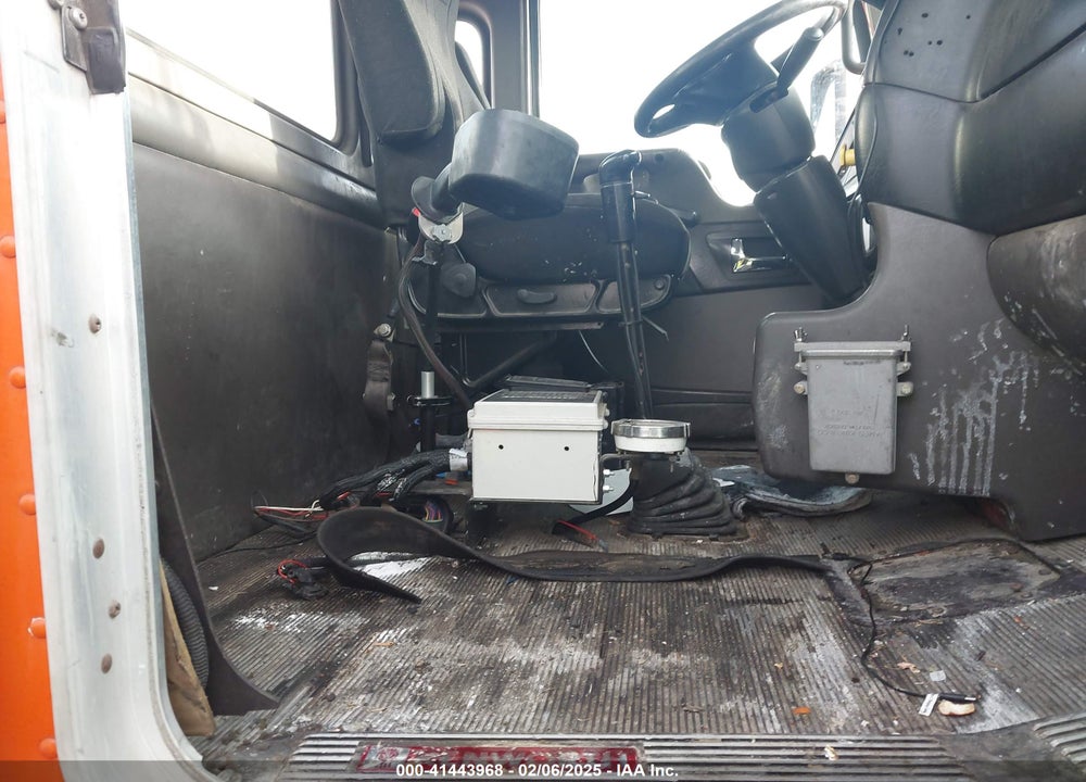 2007 KENWORTH W900 W900 VIN: 1NKWL00X97R184485