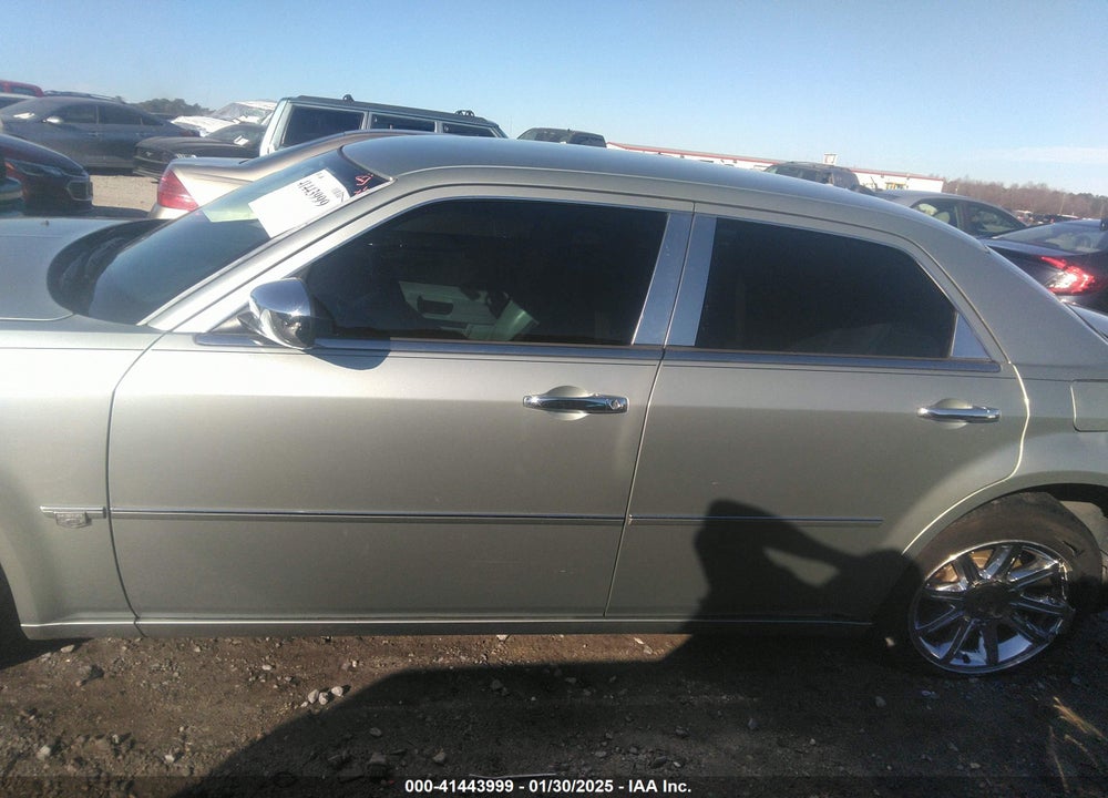 2005 CHRYSLER 300C VIN: 2C3AA63H45H572945