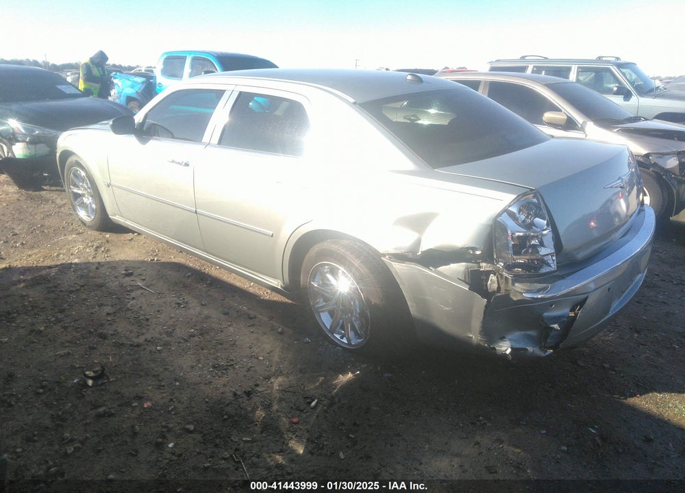 2005 CHRYSLER 300C VIN: 2C3AA63H45H572945