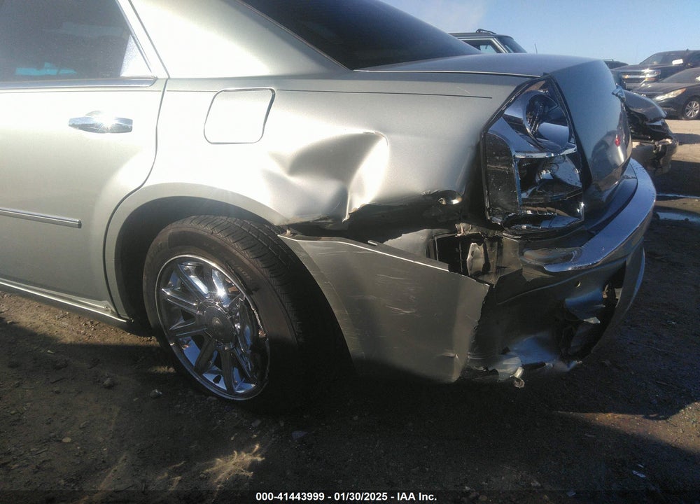 2005 CHRYSLER 300C VIN: 2C3AA63H45H572945