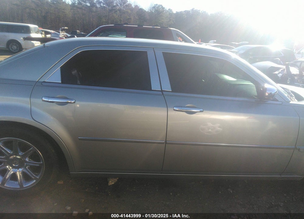 2005 CHRYSLER 300C VIN: 2C3AA63H45H572945