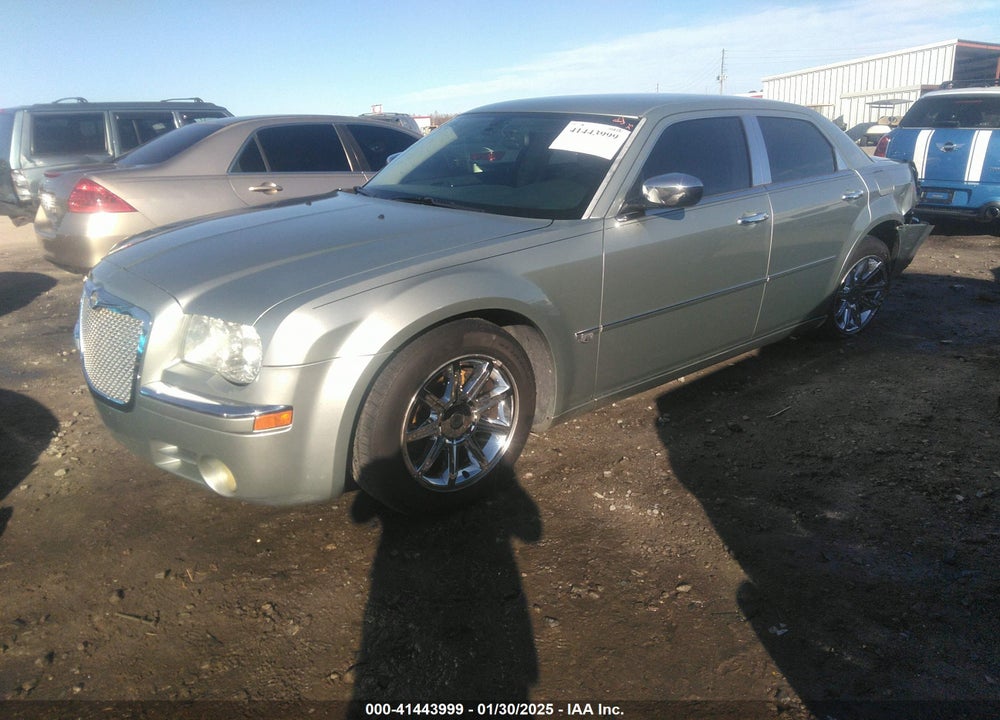 2005 CHRYSLER 300C VIN: 2C3AA63H45H572945