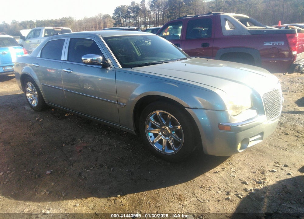 2005 CHRYSLER 300C VIN: 2C3AA63H45H572945