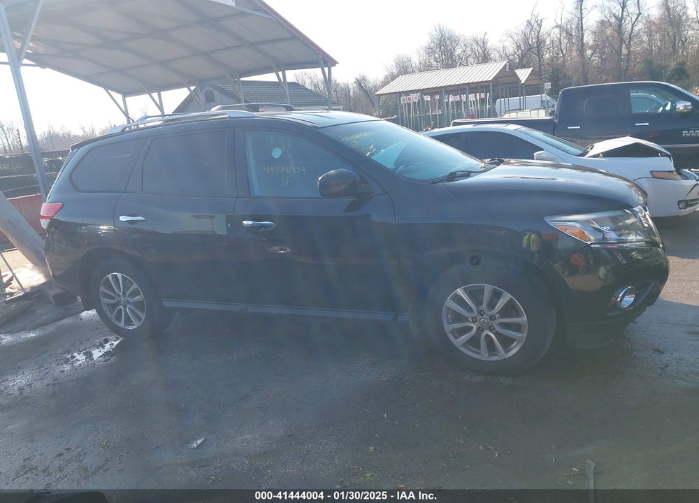2015 NISSAN PATHFINDER VIN: 5N1AR2MM5FC685912